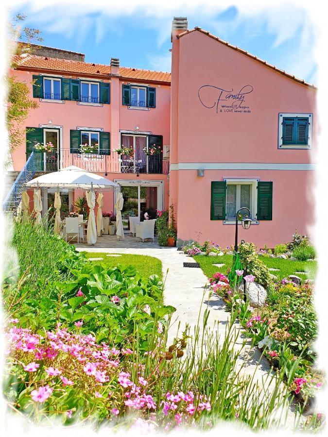 Casa Vacanze Family Albisola Superiore Ngoại thất bức ảnh