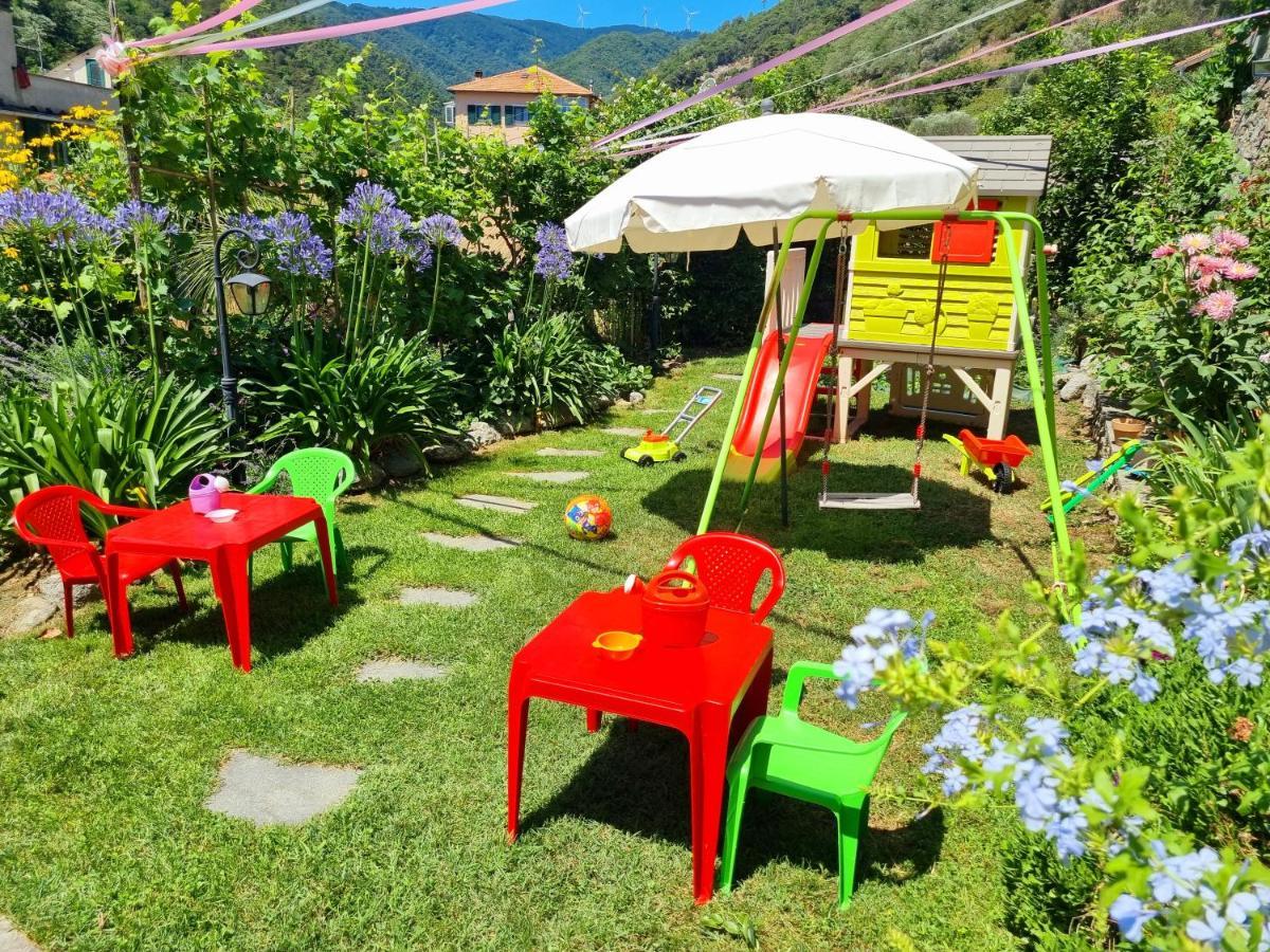 Casa Vacanze Family Albisola Superiore Ngoại thất bức ảnh