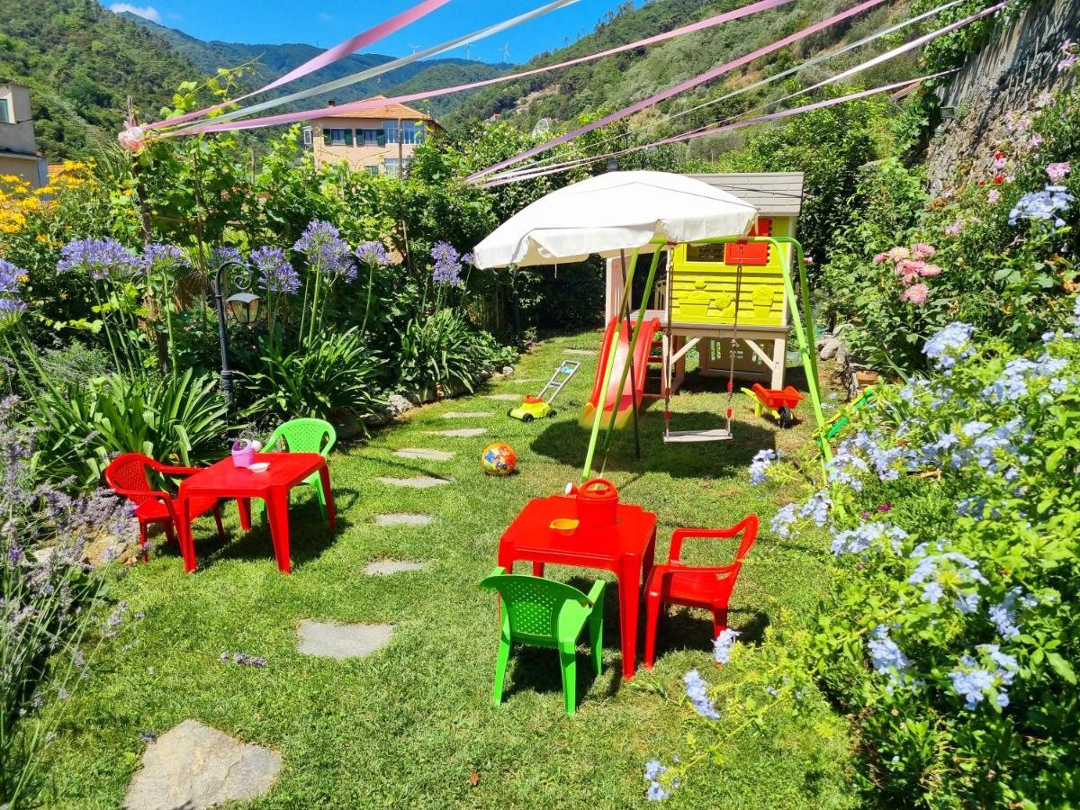 Casa Vacanze Family Albisola Superiore Ngoại thất bức ảnh